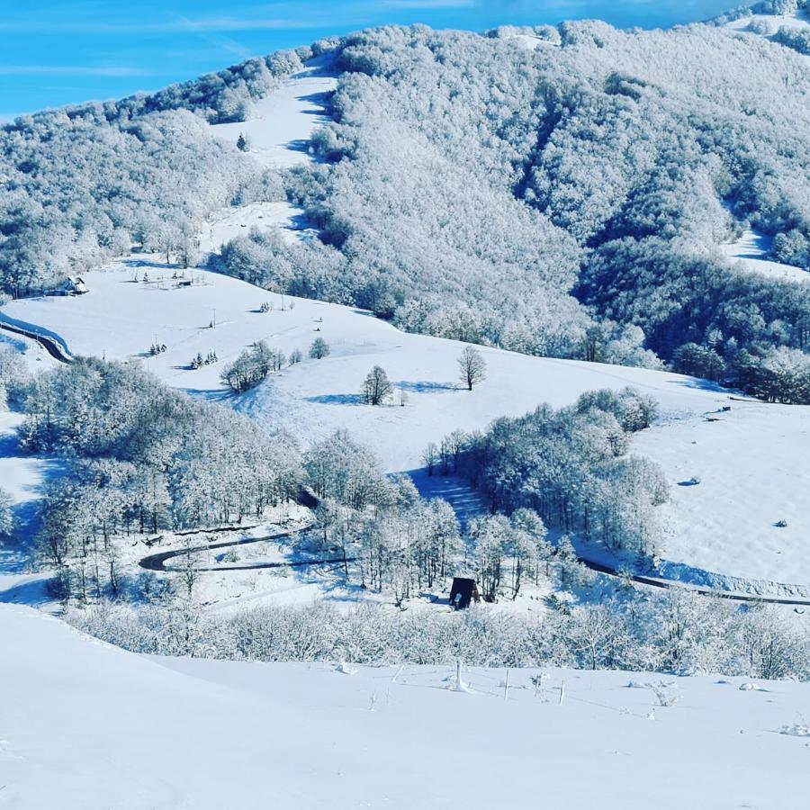 Weekend House Nest Bjelašnica Exteriör bild